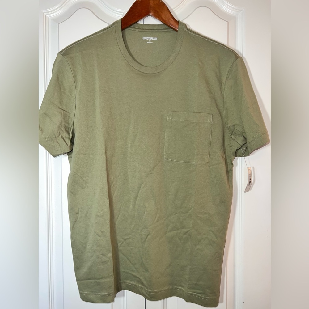 Goodthreads Army Green Medium Crew Neck Shirt Sleeve Tshirt. NWT